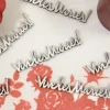 Badaboum 12 Confettis De Table Vive Les Mari S En Bois Blanc