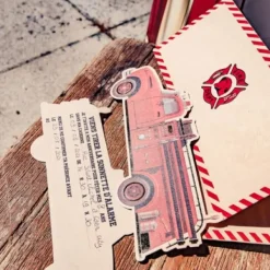 Badaboum 8 Invitations Pompier Kraft Rouge