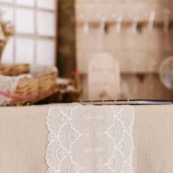 Chemin De Table Dentelle Le Parfait Blanc Theme Dentelle
