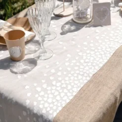 Badaboum Chemin De Table Mariage Coeur Blanc En Polyester 48 Cm X 3 M Tres