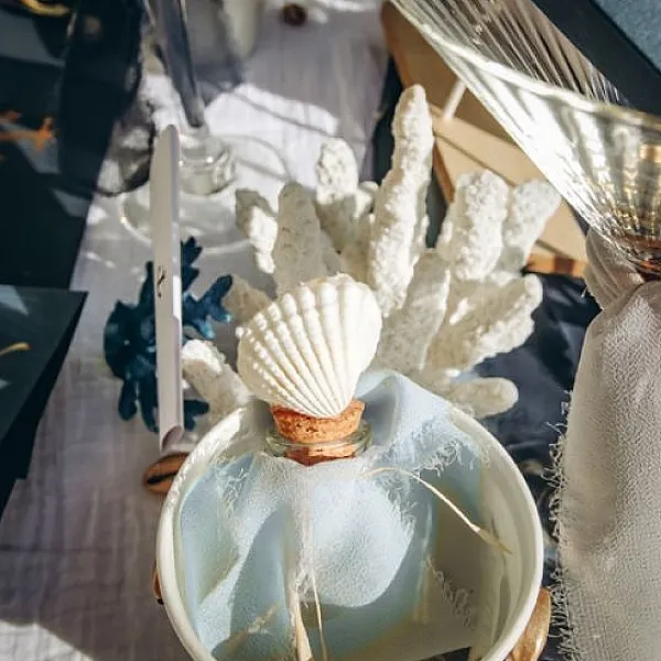 Badaboum Fiole En Verre Avec Coquillage Blanc Sale