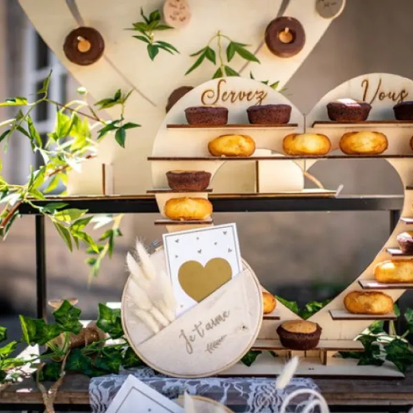 Badaboum Pr Sentoir Coeur Pour Petit Fours