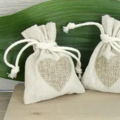 Sac A Dragees Pas Cher En Lin Et Jute Avec Coeur X 5 Pi Ces Theme Jute