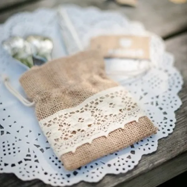 Hot Sac Drag Es Avec Jute Et Dentelle X 5 Pi Ces Theme Dentelle