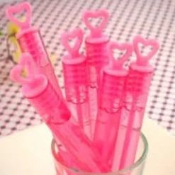 Badaboum Tube De Bulles Savons Coeur Fuchsia X 24 Pi Ces